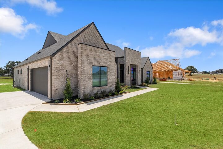 Property Photo: 10354 Charlinda Lane TX 77808