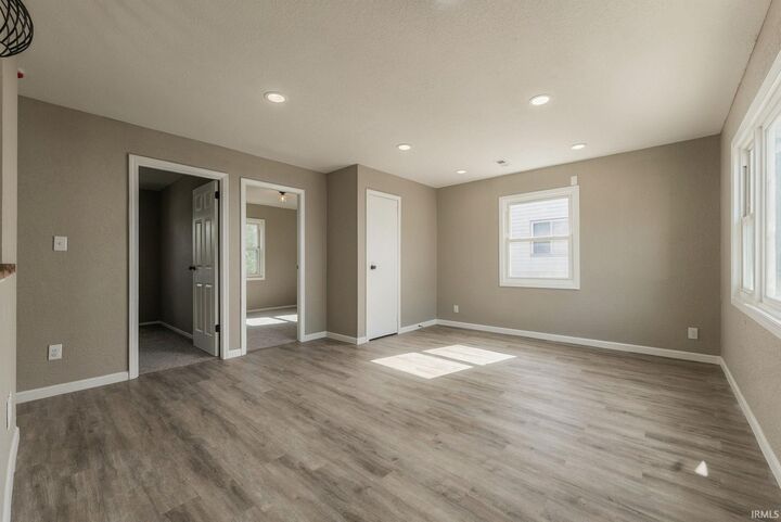 Property Photo:  6331 Kent Road  IN 46816-3535 
