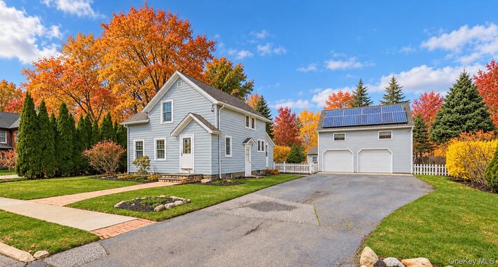 Property Photo:  120 Duryea Street  NY 11901 