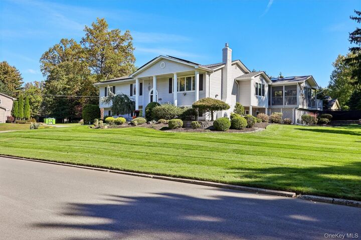 Property Photo: 91 Waters Edge NY 10920