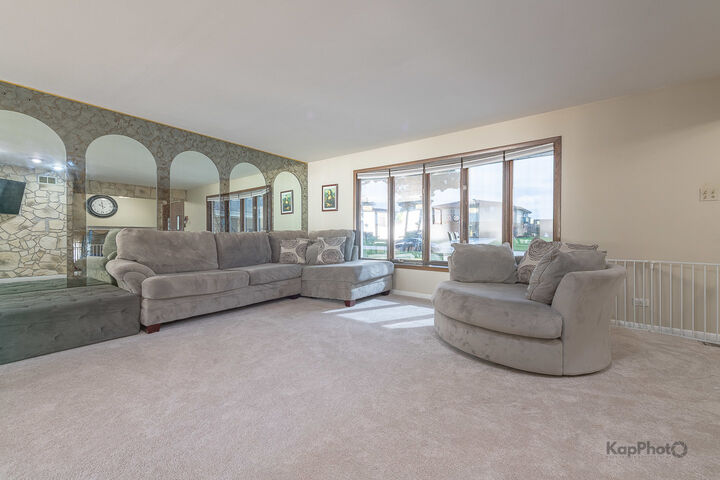 Property Photo: 1227 Timber Place IL 60451