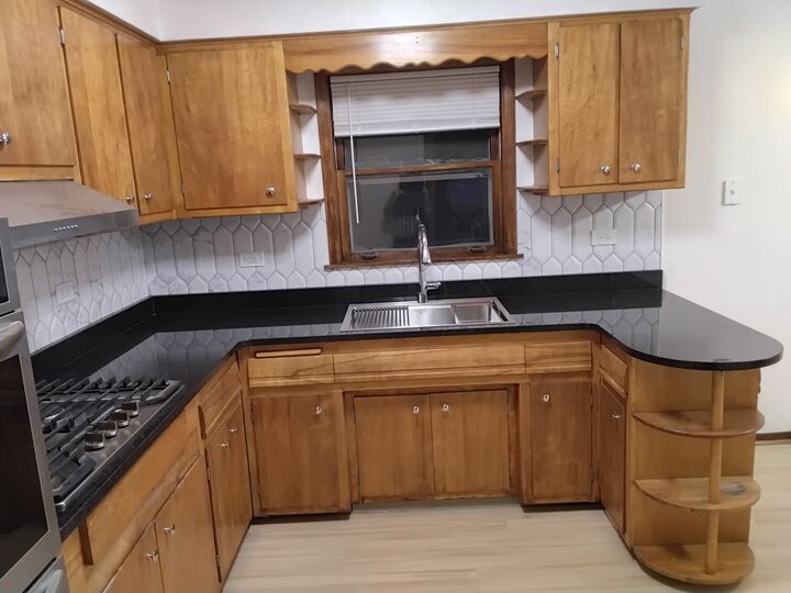 Property Photo:  2166 N Moody Avenue 1  IL 60639 