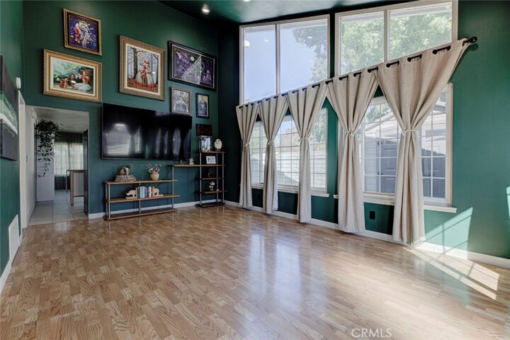 Property Photo: 2141 Hietter Avenue CA 93063