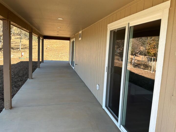 Property Photo:  2307 Arrowhead  CA 95228 