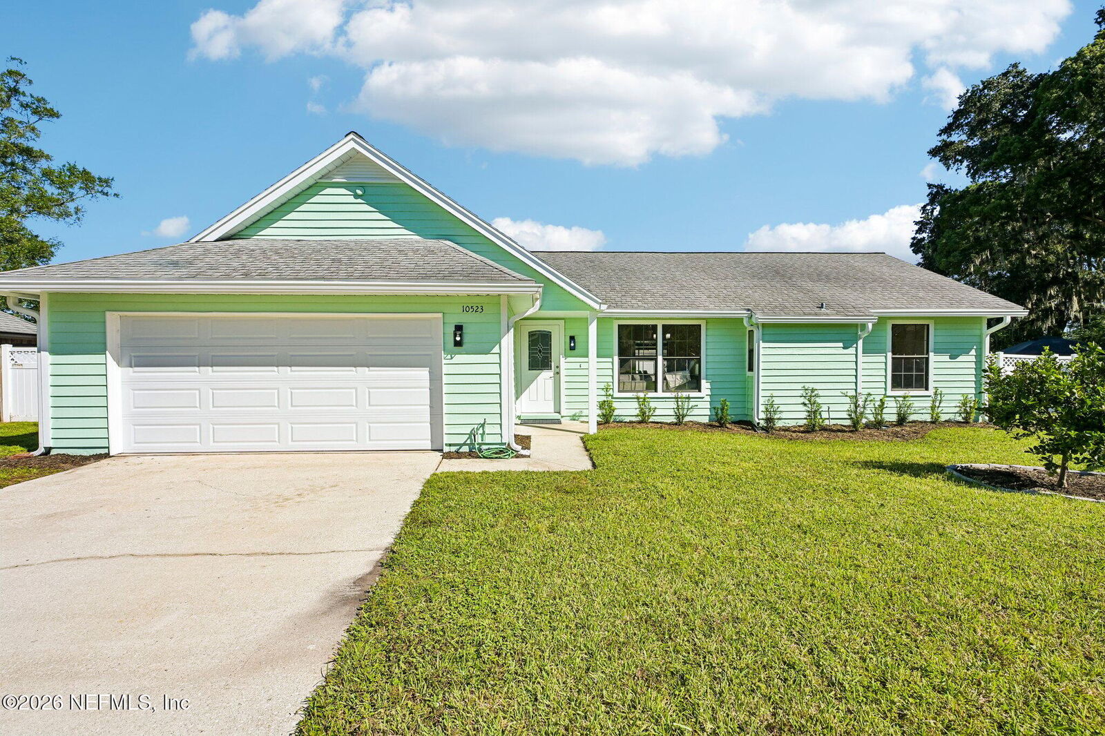 Property Photo:  10523 Rocky Garden Lane  FL 32257 