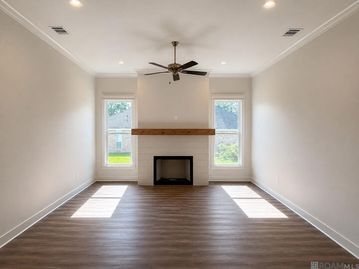Property Photo:  12675 Bridlewood Dr  LA 70739 
