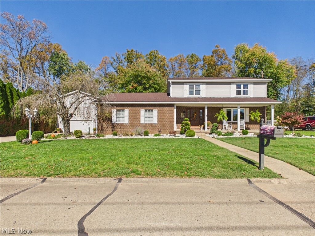Property Photo:  64 Walnut Grove  WV 26181 