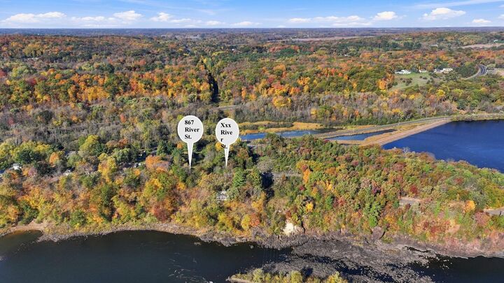Property Photo:  867 River Street  MN 55084 