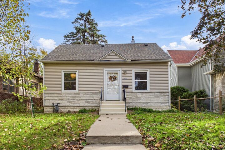 Property Photo:  1412 Edgerton Street  MN 55130 