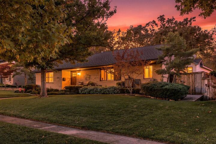 Property Photo:  9236 Chiswell Road  TX 75238 