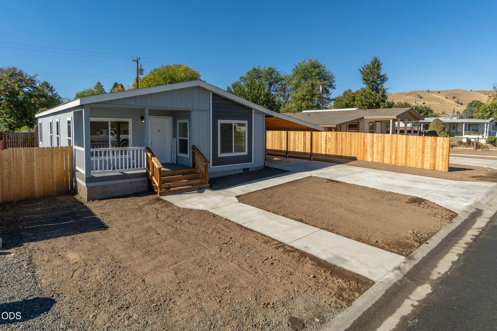 Property Photo: 451 SE Council Drive OR 97865