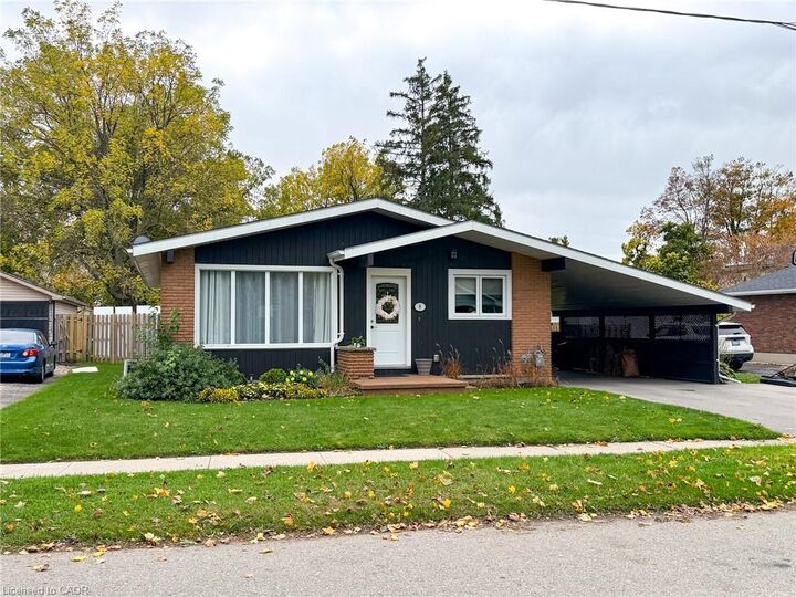 Property Photo:  8 Rutherford Street  ON N0E 1A0 
