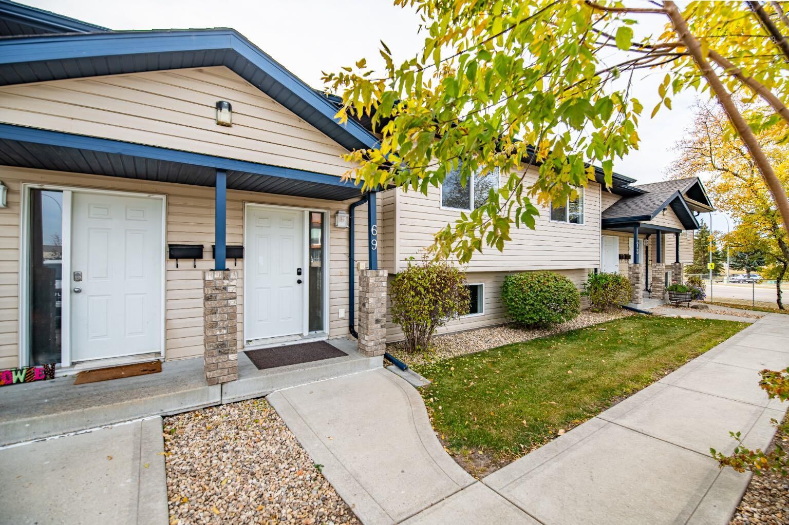 Property Photo:  69 Leung Place  AB T0M 0J0 