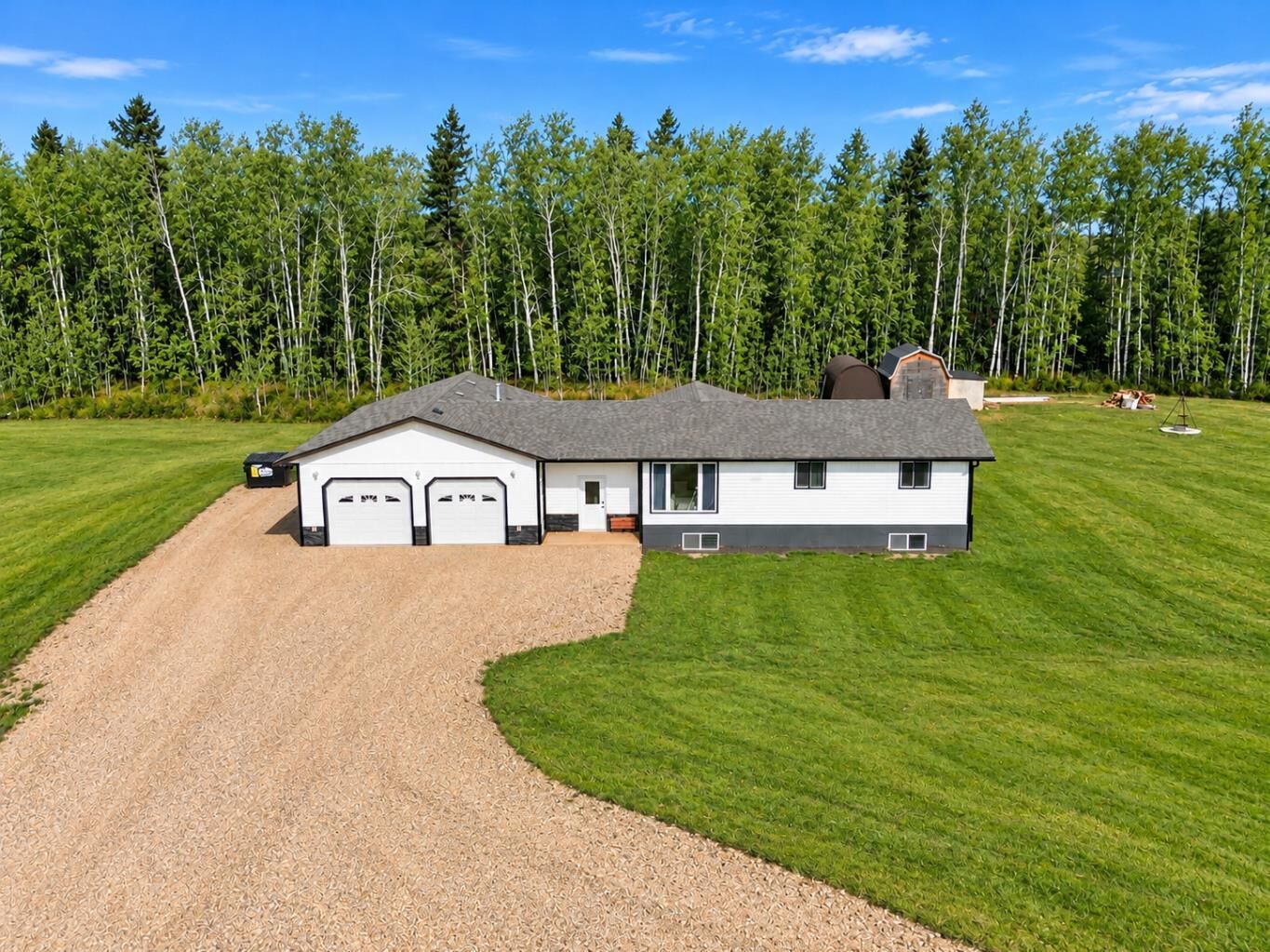 Property Photo:  116 Trickle Creek Road  AB T0H 2H0 
