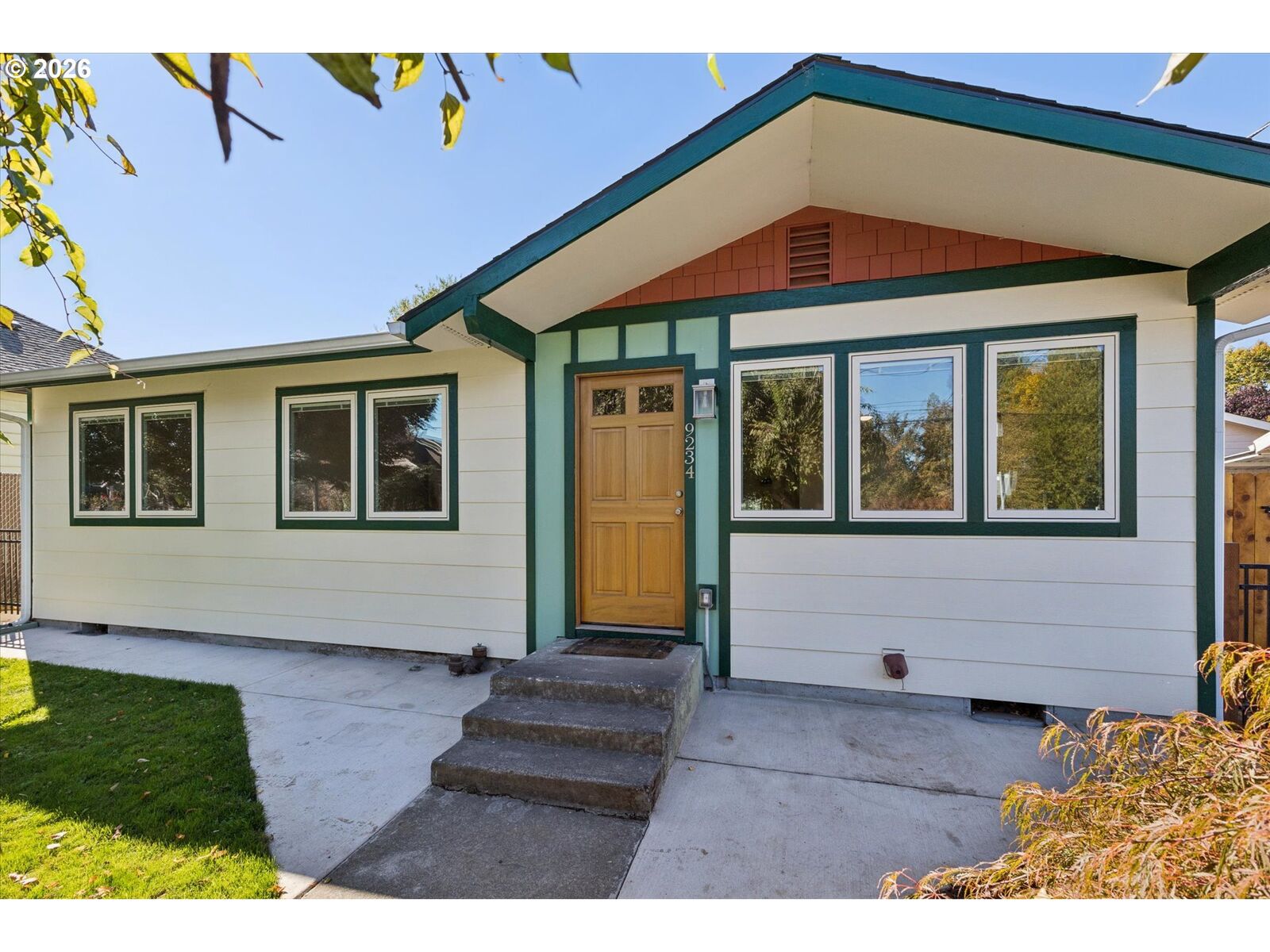 Property Photo: 9234 N Central St OR 97203