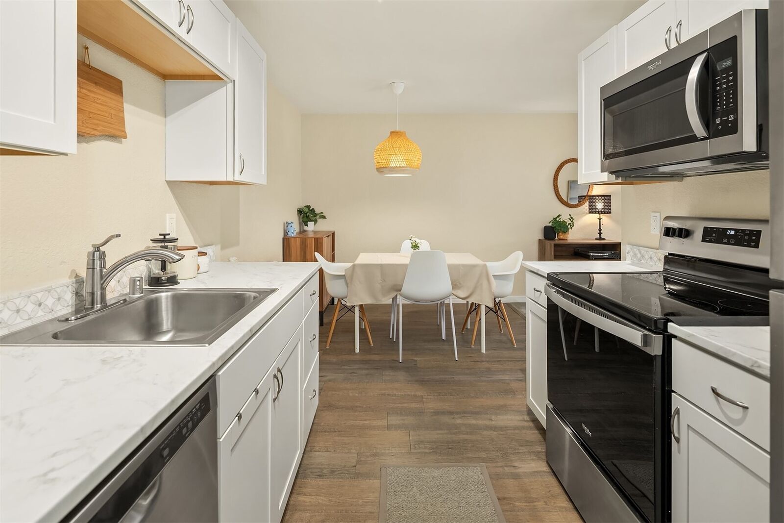 Property Photo:  750 N 143rd Street 208  WA 98133 