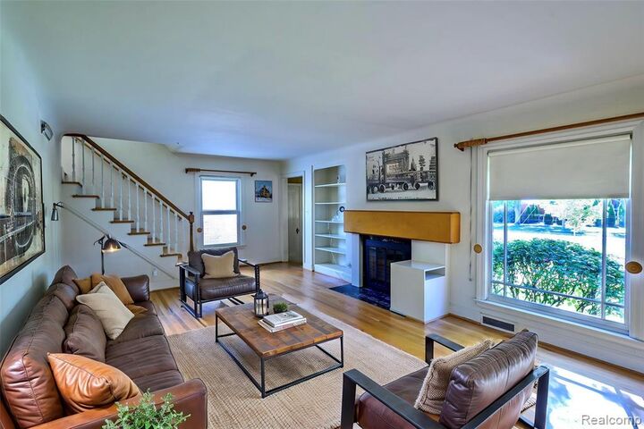Property Photo: 1908 Lloyd Avenue MI 48073