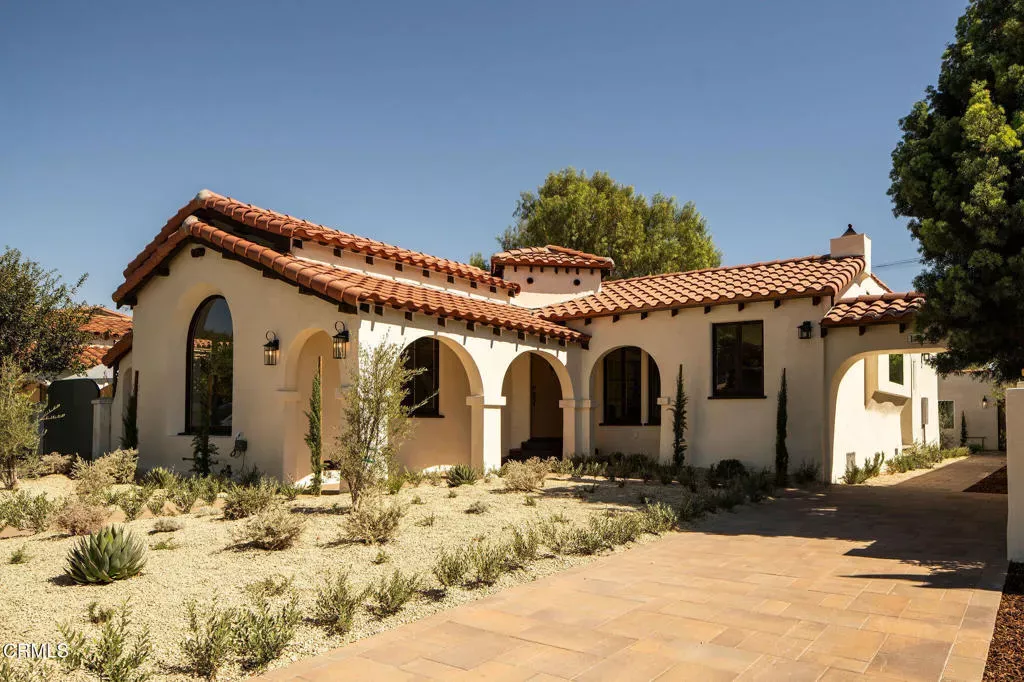 Property Photo:  1762 Alvira Street  CA 90035 