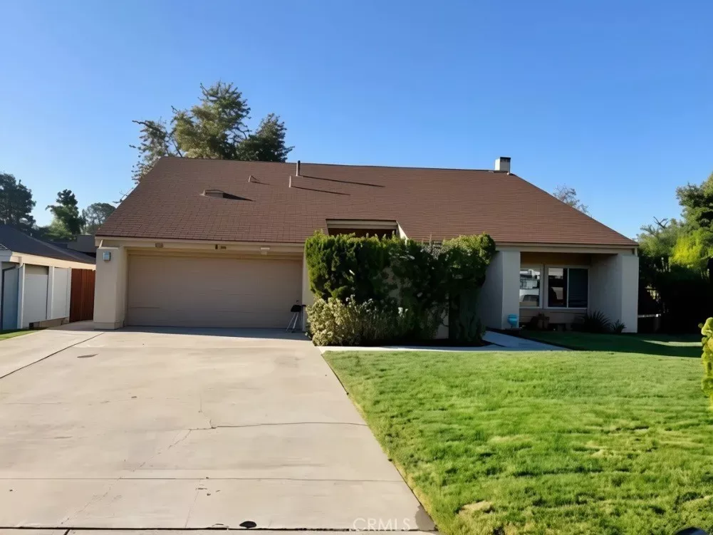 Property Photo:  30051 La Primavera Street  CA 92592 