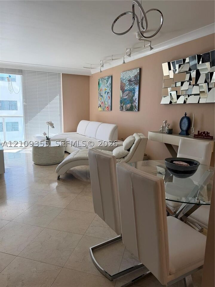 Property Photo: 6365 Collins Ave 906 FL 33141