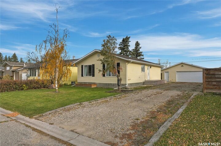 Property Photo:  135 Skye Drive  SK S0K 0Z0 