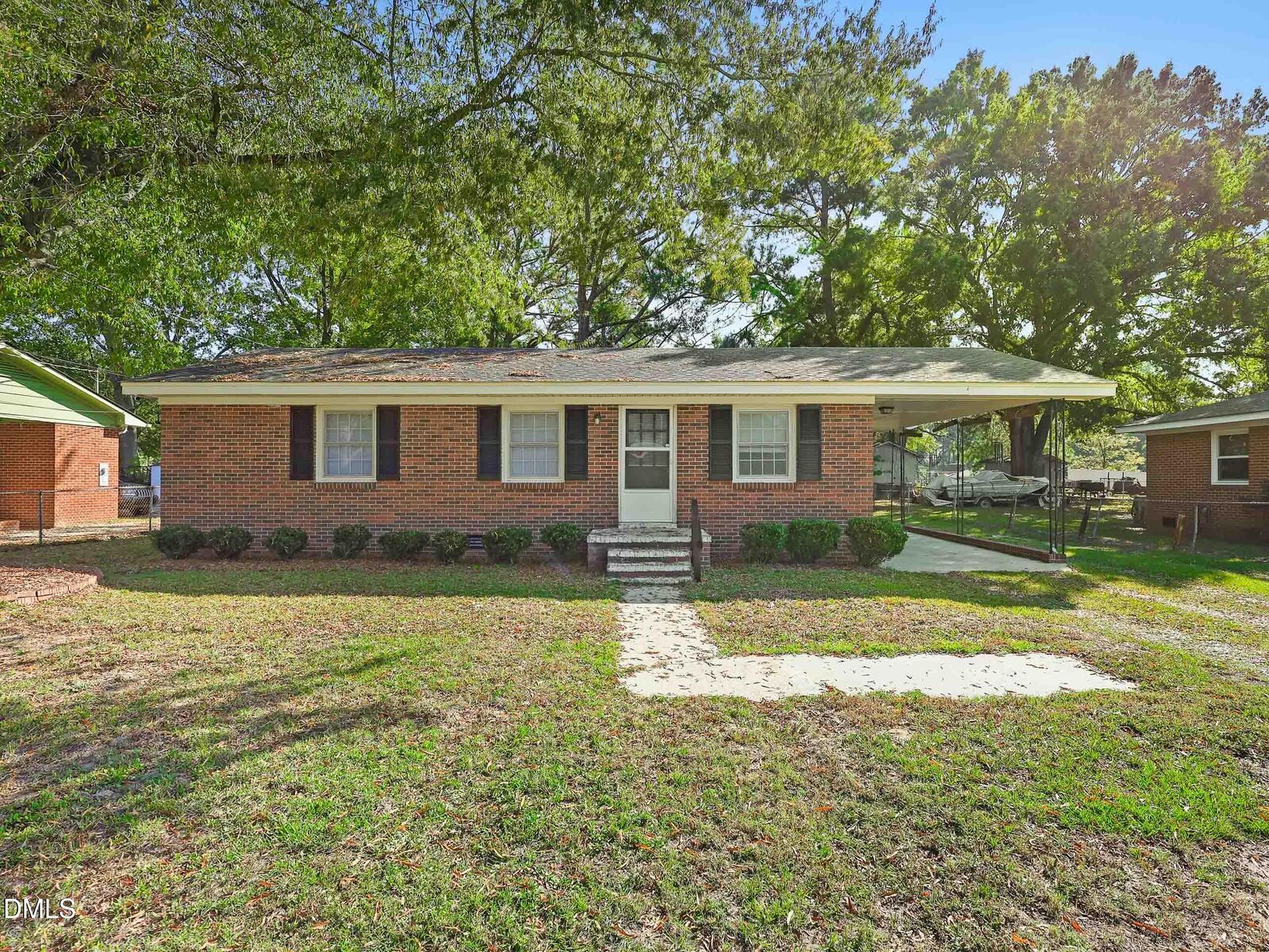 Property Photo:  817 S Brake Street  NC 27856 
