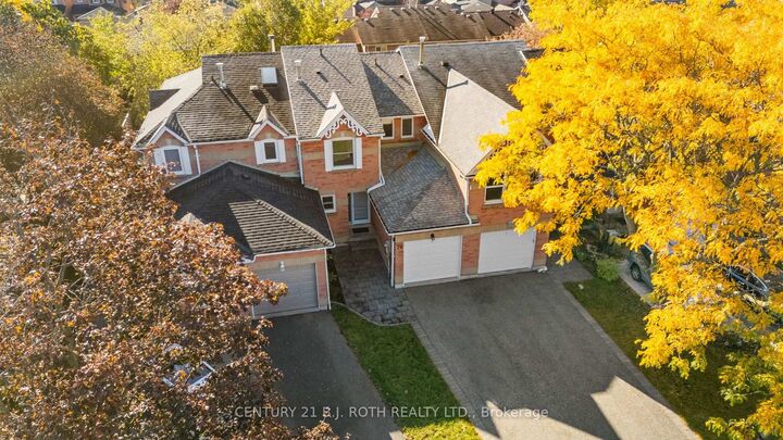 Property Photo:  74 Ritva Court E  ON L4C 9R4 