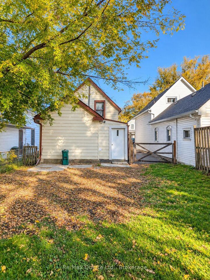 Property Photo:  20 Bettes Street  ON K8N 3W3 