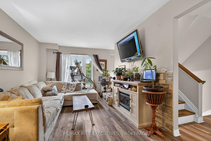 Property Photo:  870 Winchester Lane 17  ON K7P 2S6 