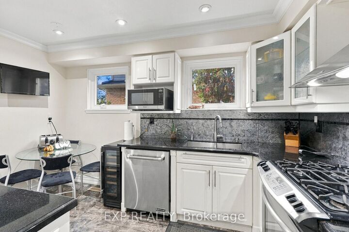 Property Photo:  88 Valdor Drive  ON M1V 1R5 