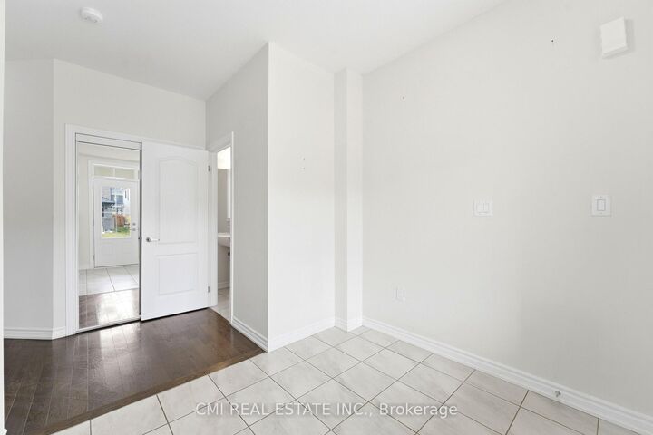 Property Photo:  65 Lillian Way  ON N3W 0E7 