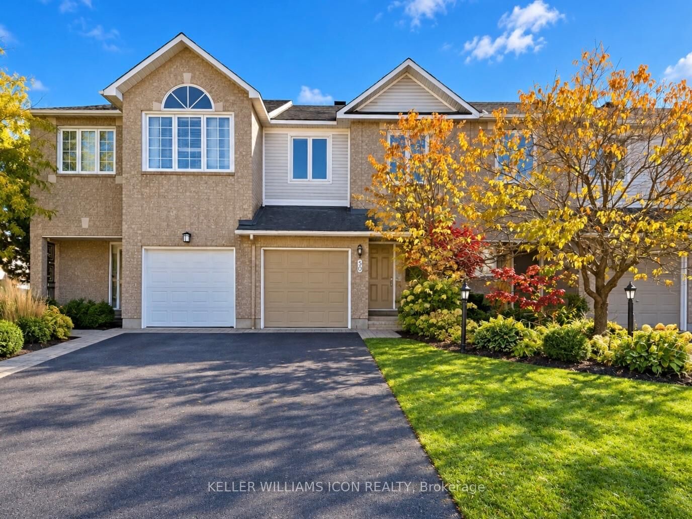 Property Photo:  50 Covington Place  ON K2G 6B5 