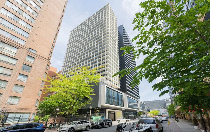 Property Photo:  20 Edward Street 2701  ON M5G 0C5 