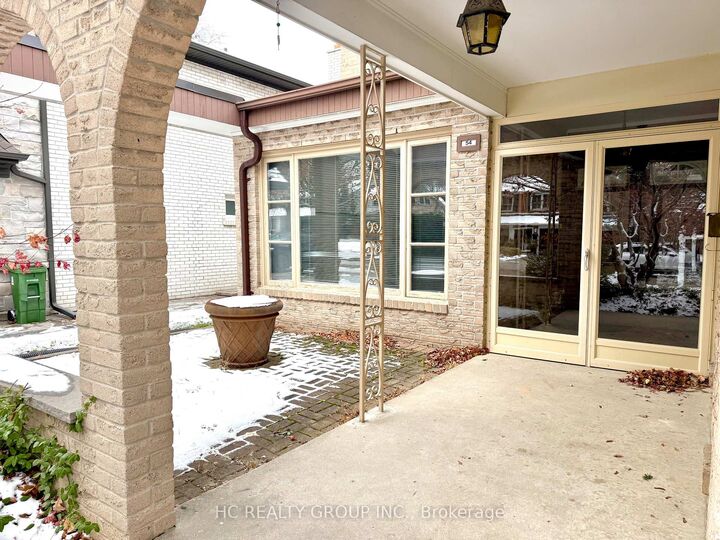 Property Photo:  54 Kentland Crescent  ON M2M 2X6 