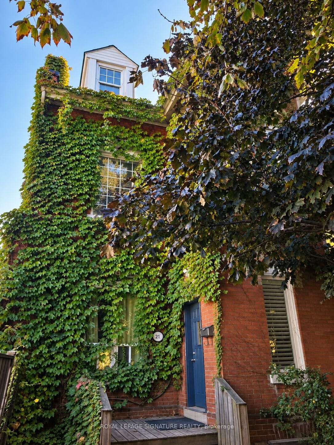 Property Photo:  21 West Avenue S 3  ON L8N 2S2 