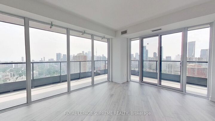 Property Photo: 159 Wellesley Street E 2108 ON M4Y 0H5