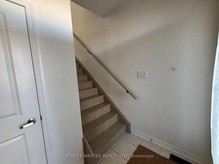 Property Photo:  15 Gilford Street  ON L6X 5R6 