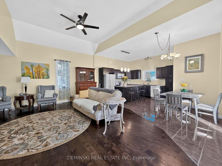 Property Photo:  421 Seventh Avenue  ON P0K 1N0 