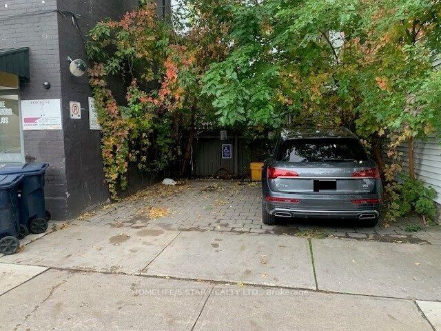 Property Photo:  171 Harbord Street Parking - P1  ON M5S 1H3 