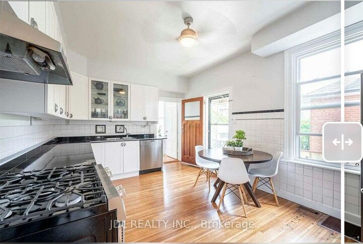 Property Photo:  137 Denison Ave Avenue Large Bedroom 2nd Floor  ON M5T 2N2 