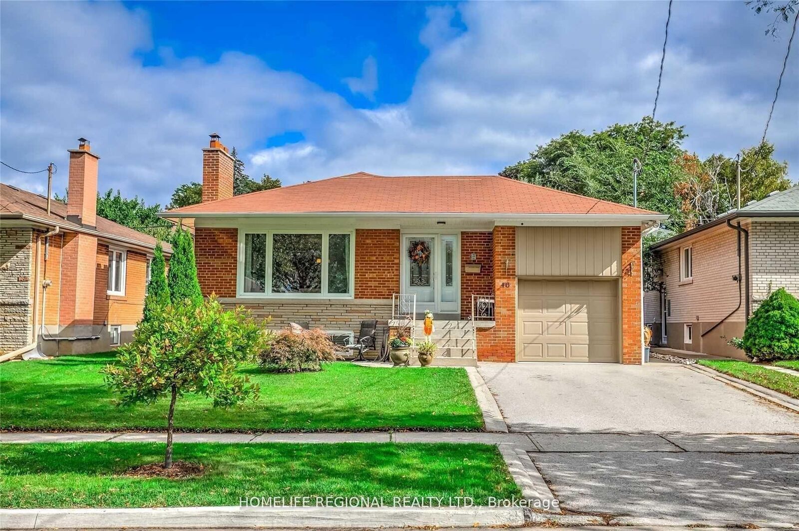 Property Photo:  46 Tewsley Place Lower Level  ON M9P 1N7 