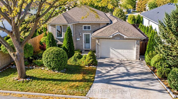 Property Photo:  726 Sandison Street N  ON N9E 4T2 