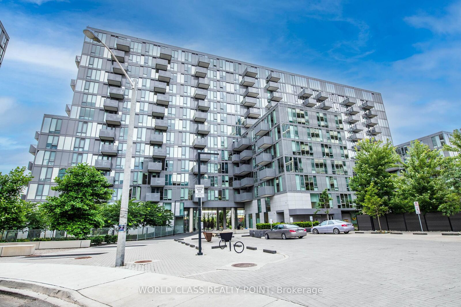 Property Photo:  38 Monte Kwinter Court 613  ON M3H 0E2 
