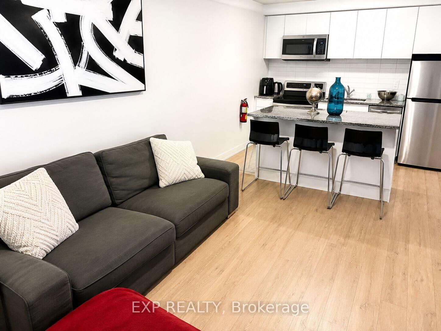 Property Photo:  1740 Simcoe Street N 53  ON L1G 0C3 