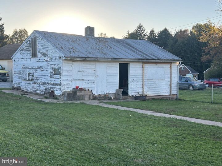 Property Photo: 3636 Carlisle Road PA 17315