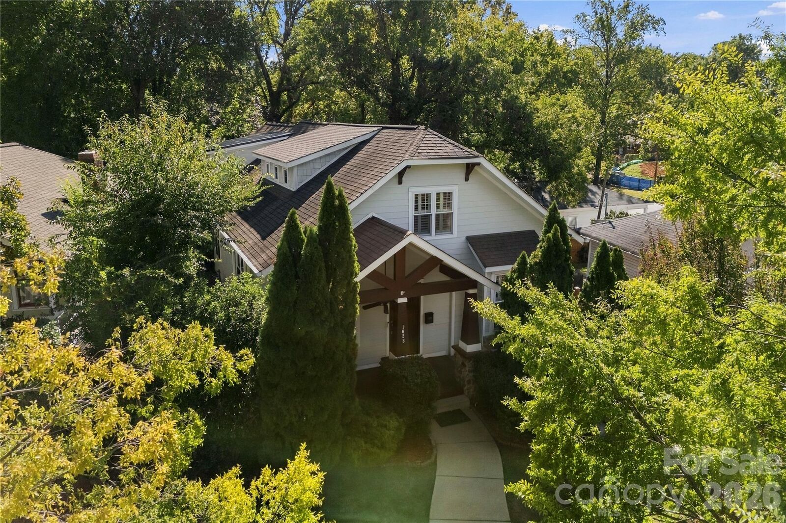 Property Photo:  1623 S Mint Street  NC 28203 