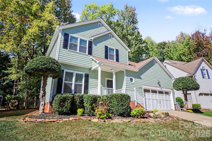 Property Photo: 9732 Whitewood Trail NC 28269