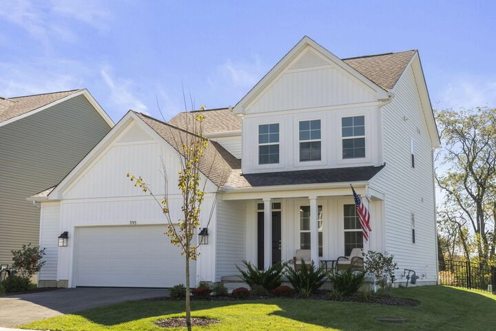 Property Photo:  395 Cherry Hills Road  OH 43116 