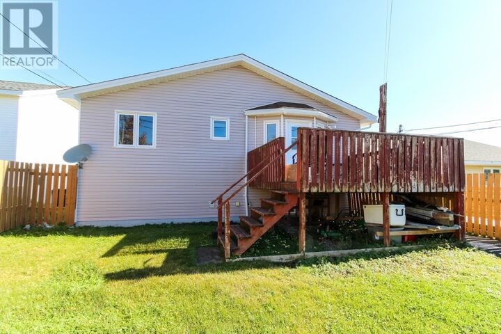 Property Photo:  6 Greenspond Drive  NL A1E 5Z5 