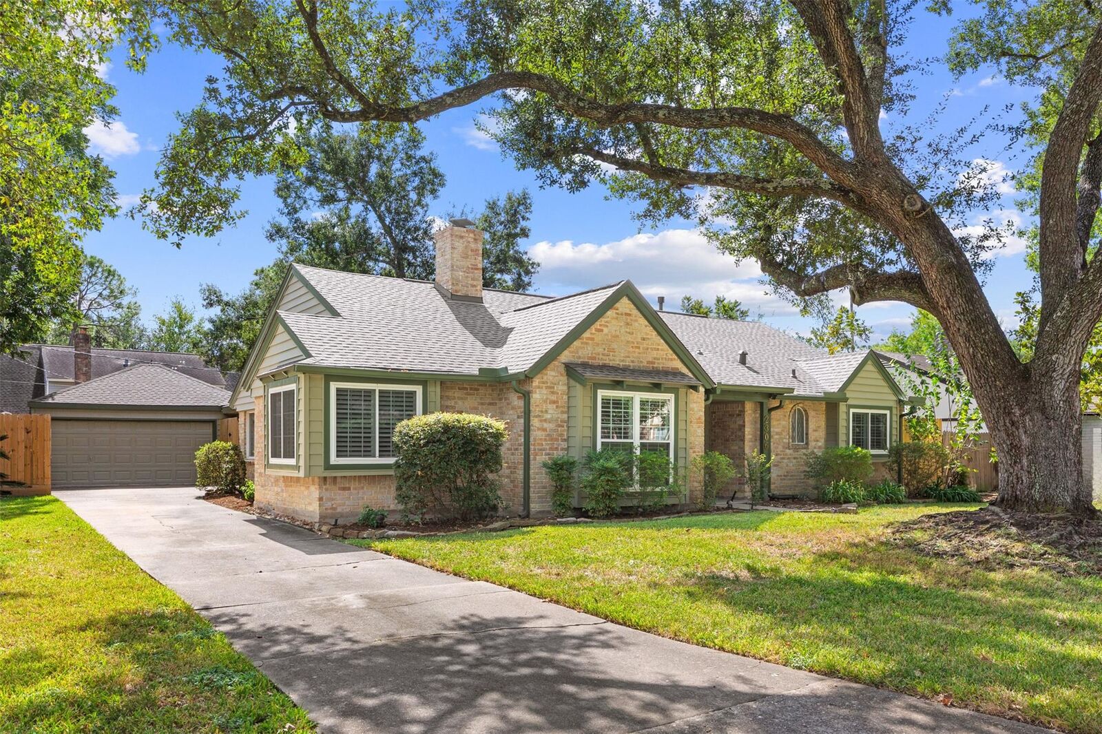 Property Photo:  2306 Lexford Lane  TX 77080 